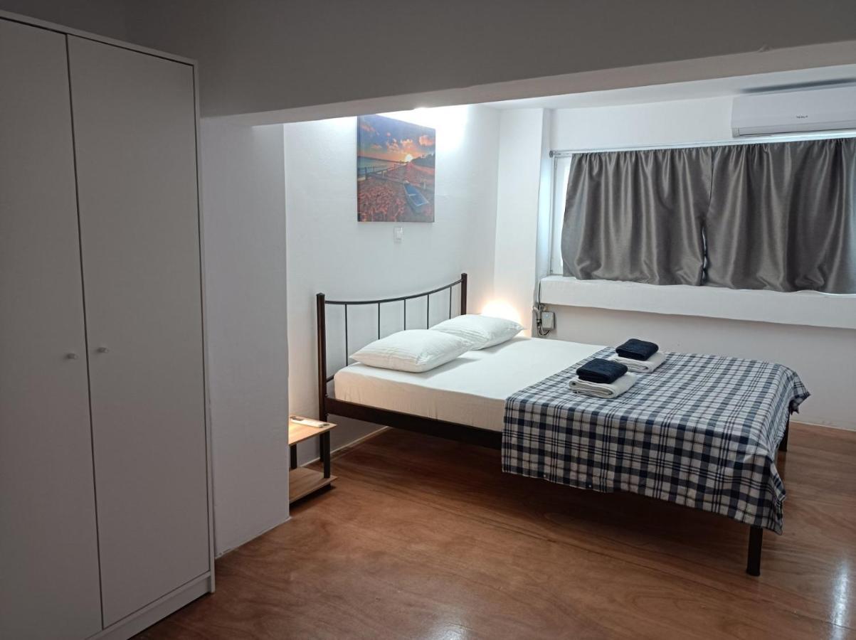 Apartment Dipla Atena Exterior foto
